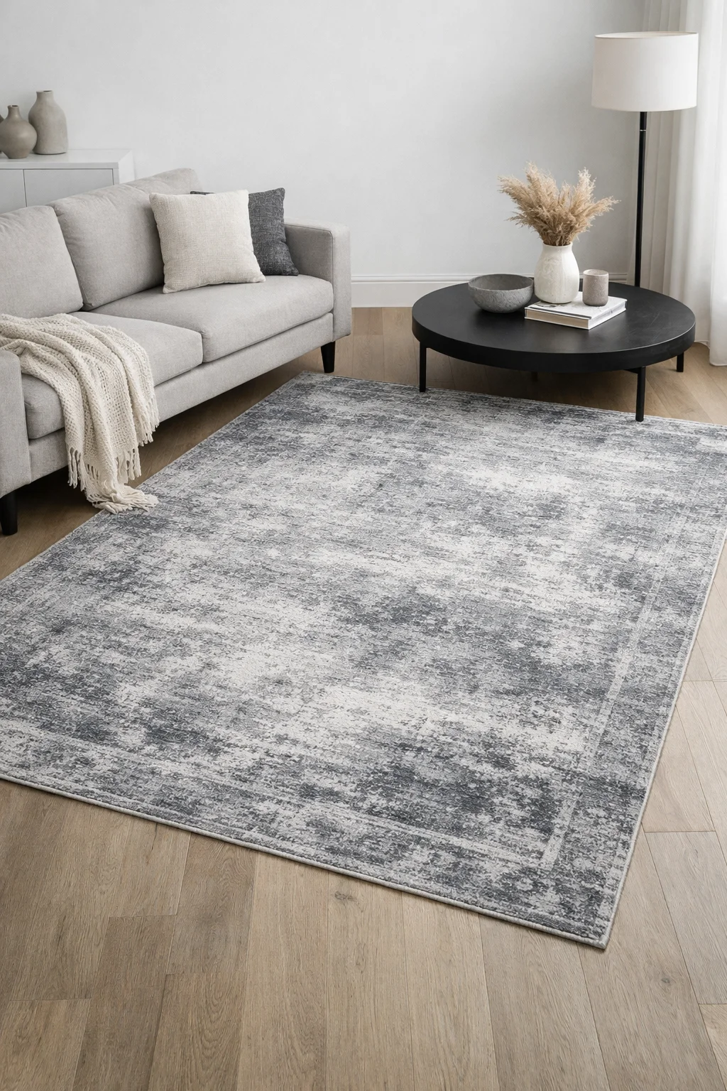 Gri tonlarda modern halı modelleri